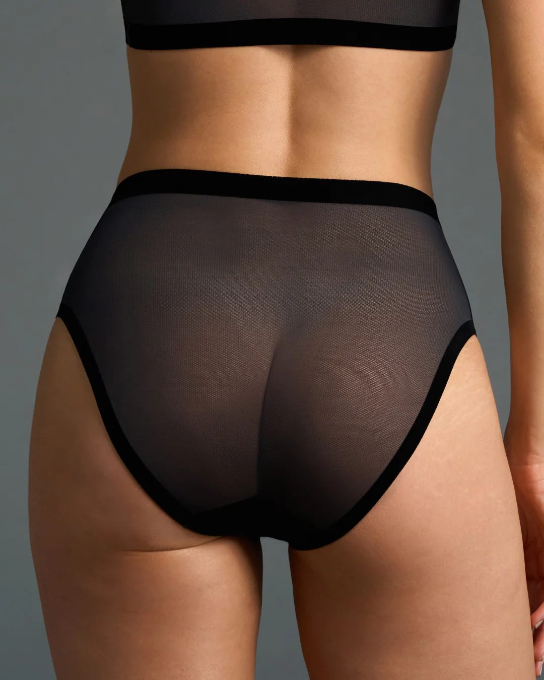Black Mesh Highwaisted - Image 3