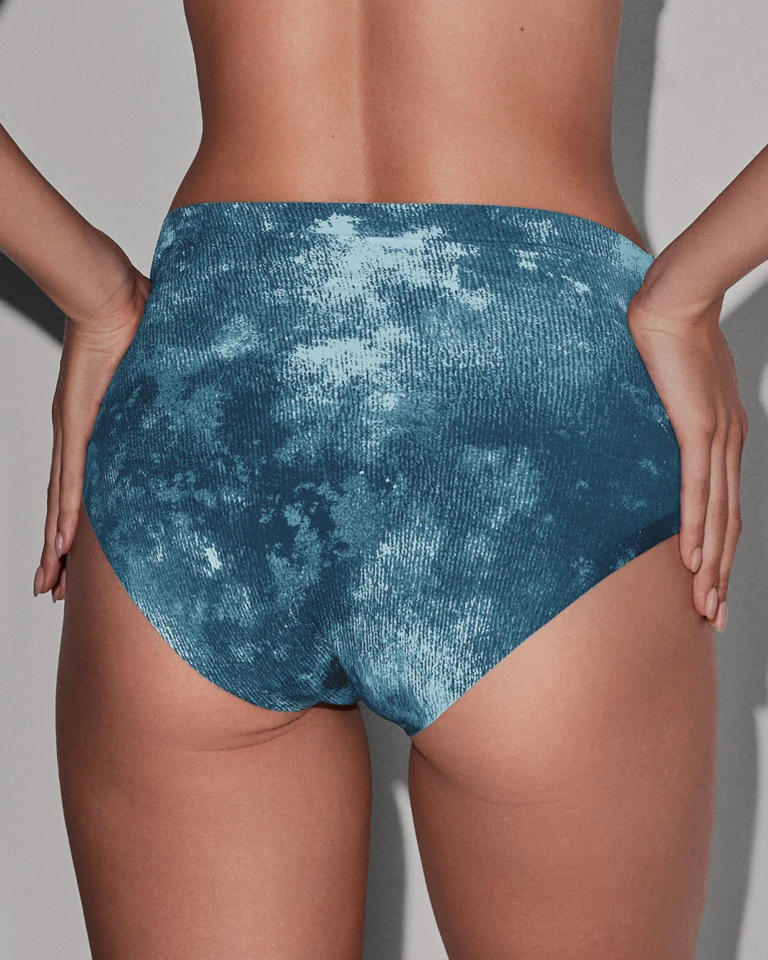 Dazed High Waisted - Image 4